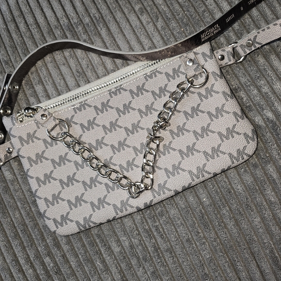 Michael Kors Gray Chain Accent Bag - Picture 1 of 3